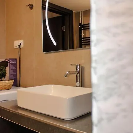 Theurbanloft Apartment *