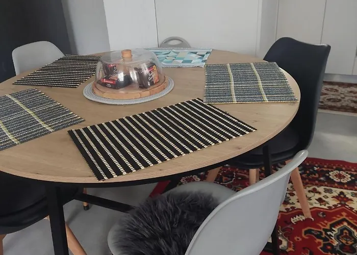 Theurbanloft Apartment